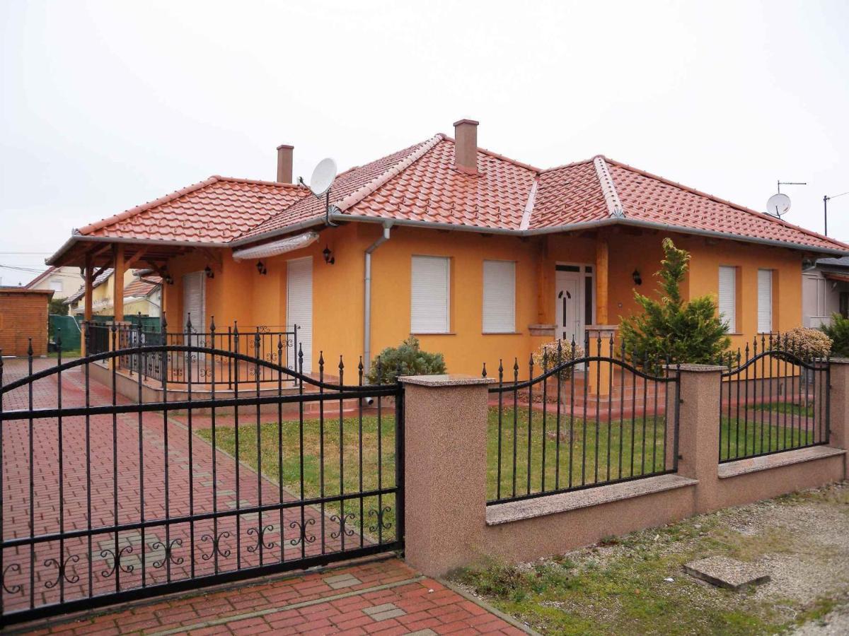 Holiday Home Balatonmariafurdo, Somogy 1 Balatonkeresztur Exterior photo